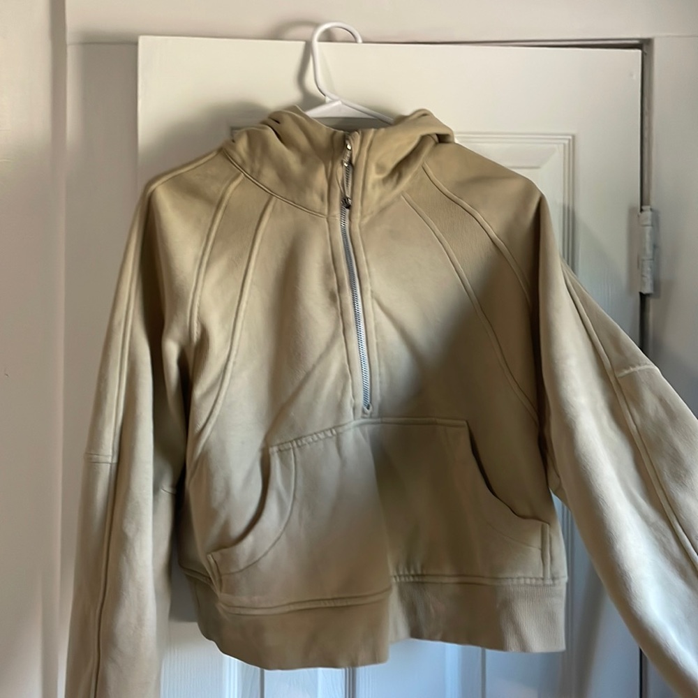 Lululemon Scuba cropped hoodie